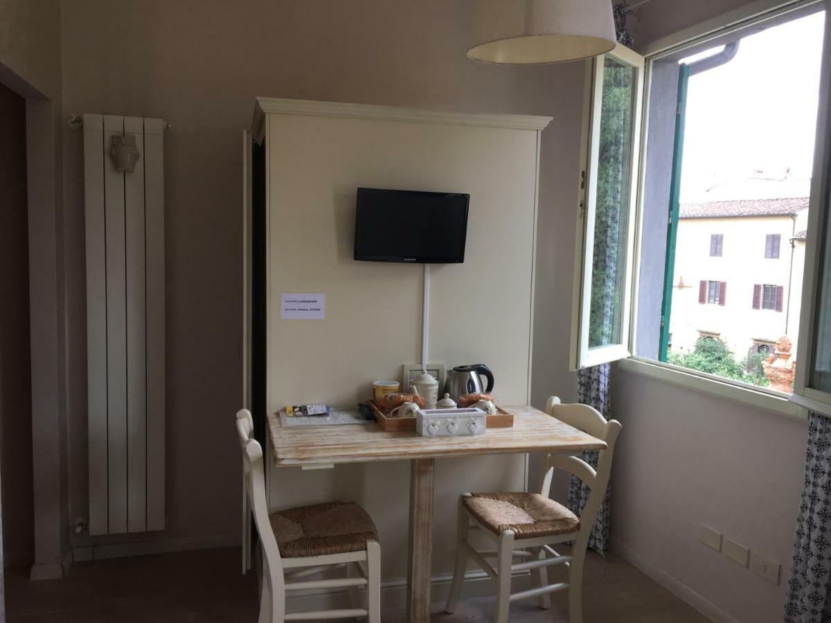 Studio In The Heart Of Florence Hotel Luaran gambar